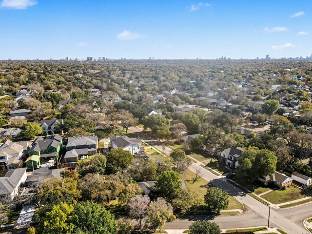 9734 Mixon Drive, Dallas, TX 75220