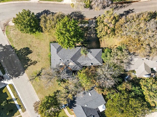 9734 Mixon Drive, Dallas, TX 75220