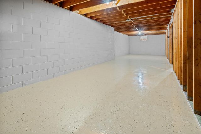 1448 Wildwood Road, Saint Cloud, MN 56303