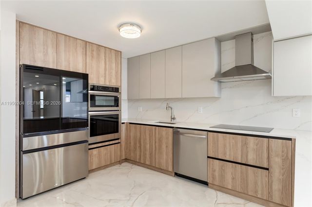 2401 S Ocean Dr PH-A4, Hollywood, FL 33019