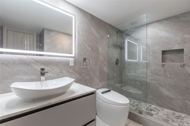 2401 S Ocean Dr PH-A4, Hollywood, FL 33019