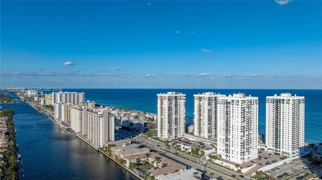 2401 S Ocean Dr PH-A4, Hollywood, FL 33019