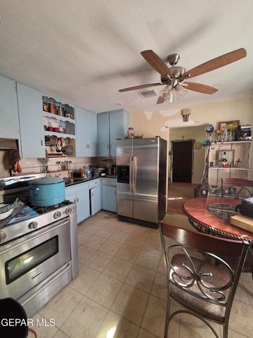 1217 HOWZE Street, El Paso, TX 79903