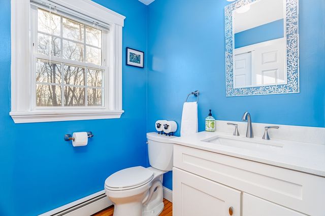 120 Robbs Hill Road, Lunenburg, MA 01462