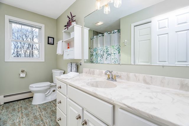 120 Robbs Hill Road, Lunenburg, MA 01462