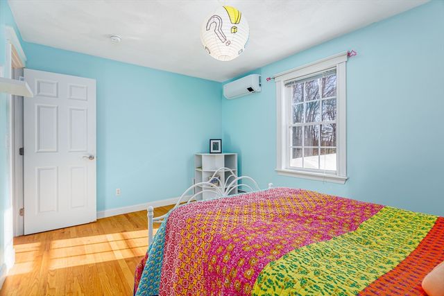 120 Robbs Hill Road, Lunenburg, MA 01462