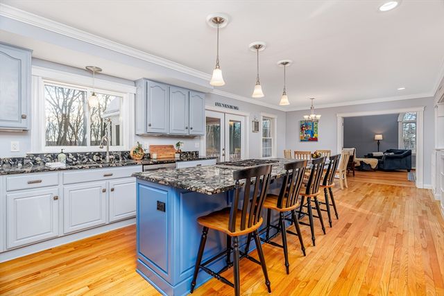 120 Robbs Hill Road, Lunenburg, MA 01462