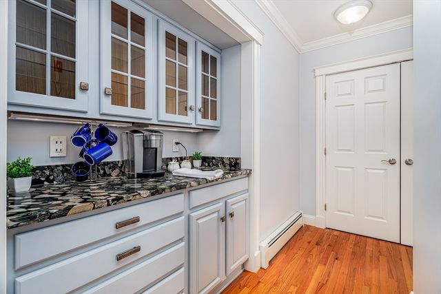 120 Robbs Hill Road, Lunenburg, MA 01462