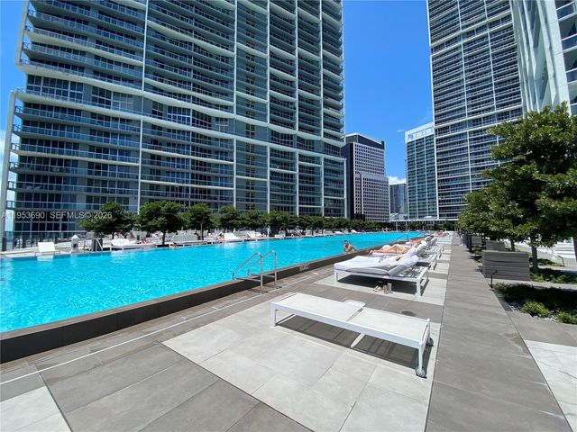 465 Brickell Ave 3004, Miami, FL 33131