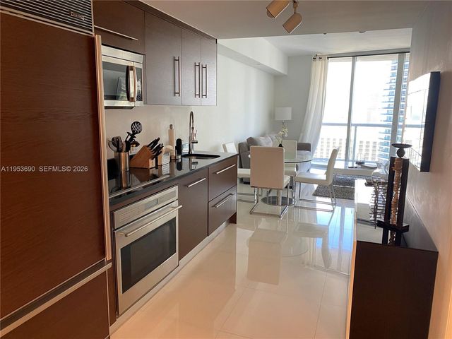 465 Brickell Ave 3004, Miami, FL 33131