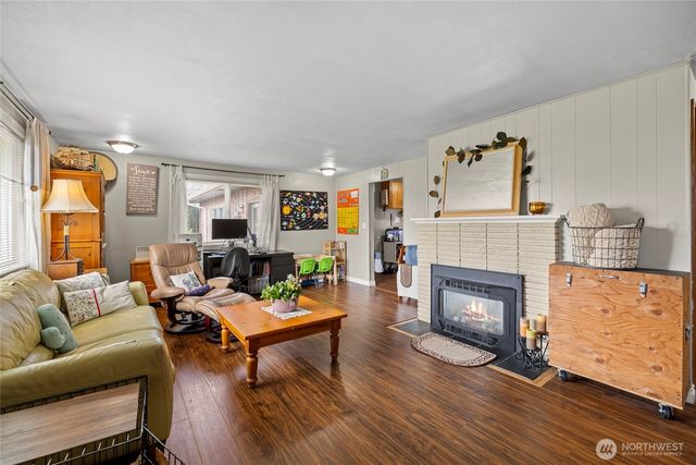 20181 Lafayette Road, Burlington, WA 98233