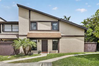 2360 Bayberry Drive 2360, Pembroke Pines, FL 33024