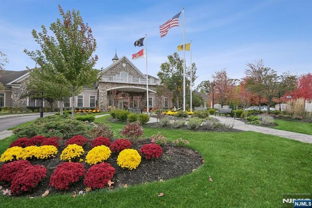4 Quarry Drive B2, Woodland Park, NJ 07424