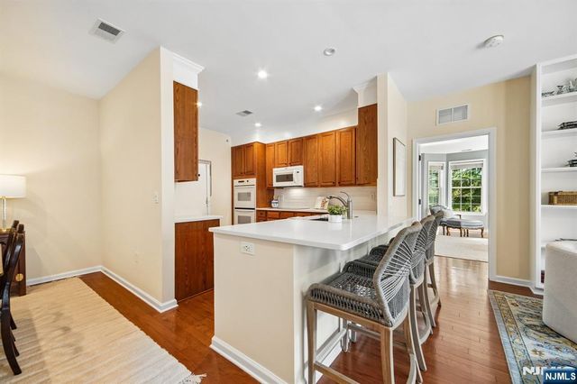 4 Quarry Drive B2, Woodland Park, NJ 07424