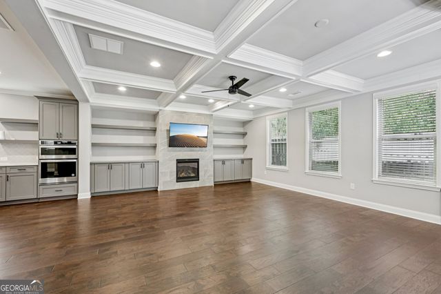 3718 Sheridan Street, Tucker, GA 30084