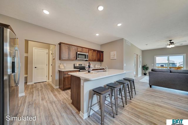 8501 Regent Court, Lincoln, NE 68507