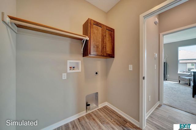 8501 Regent Court, Lincoln, NE 68507