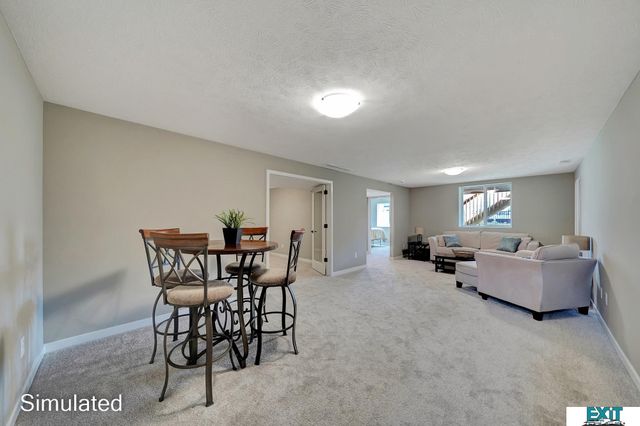 8501 Regent Court, Lincoln, NE 68507