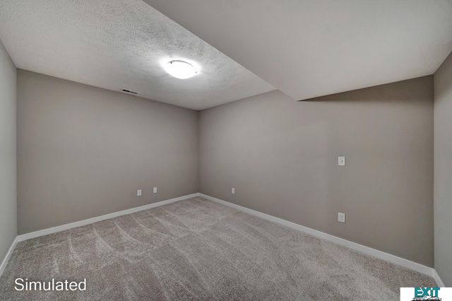 8501 Regent Court, Lincoln, NE 68507