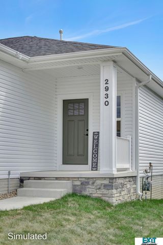 8501 Regent Court, Lincoln, NE 68507