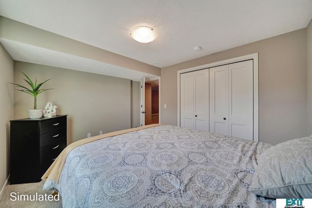 8501 Regent Court, Lincoln, NE 68507