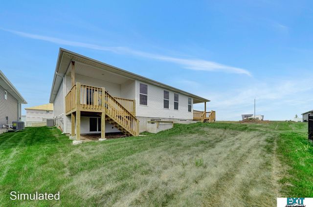 8501 Regent Court, Lincoln, NE 68507