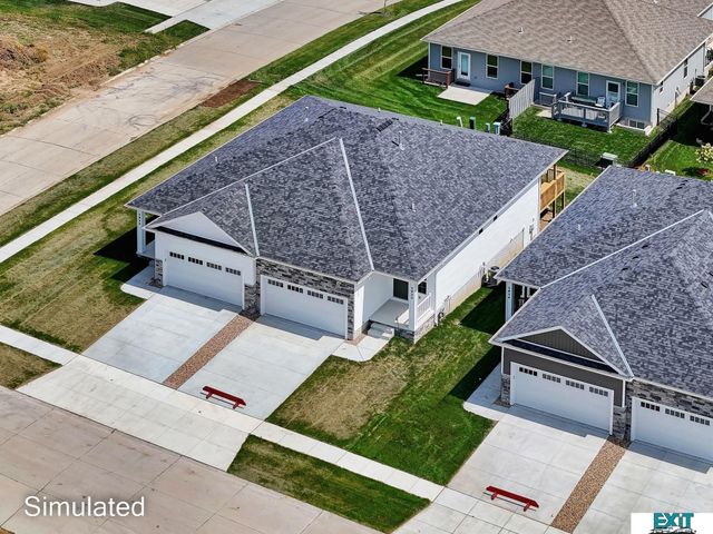 8501 Regent Court, Lincoln, NE 68507