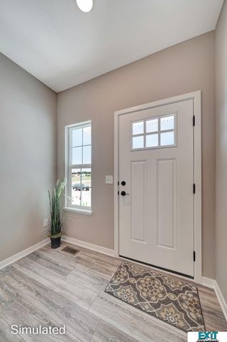 8501 Regent Court, Lincoln, NE 68507