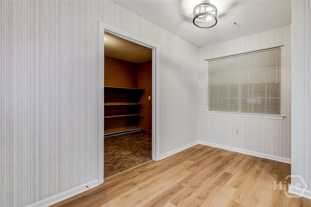 Image 15 of property listing at 937 Mill Drive, Savannah, GA 31419