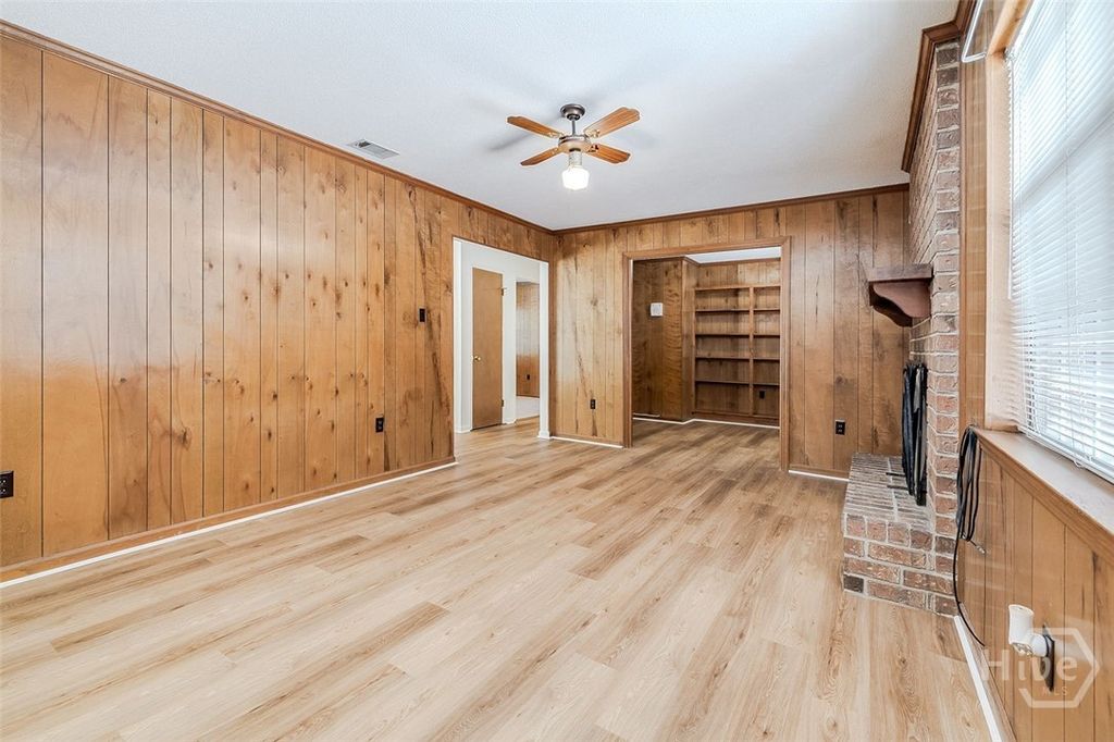 Image 18 of property listing at 937 Mill Drive, Savannah, GA 31419