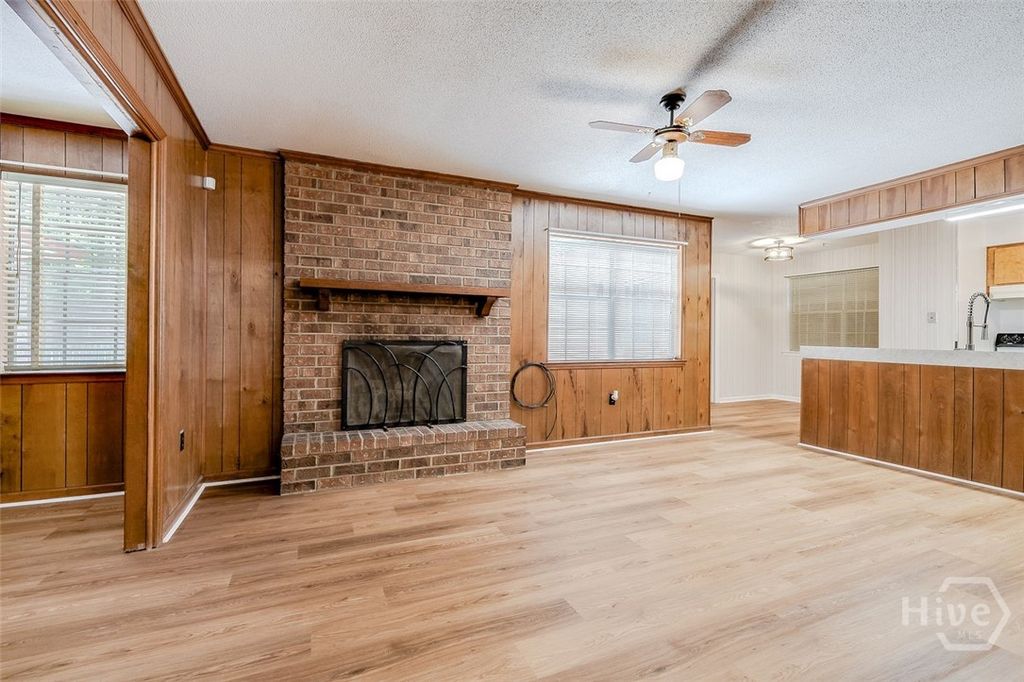 Image 20 of property listing at 937 Mill Drive, Savannah, GA 31419