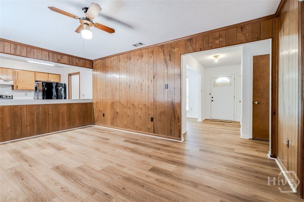 Image 21 of property listing at 937 Mill Drive, Savannah, GA 31419