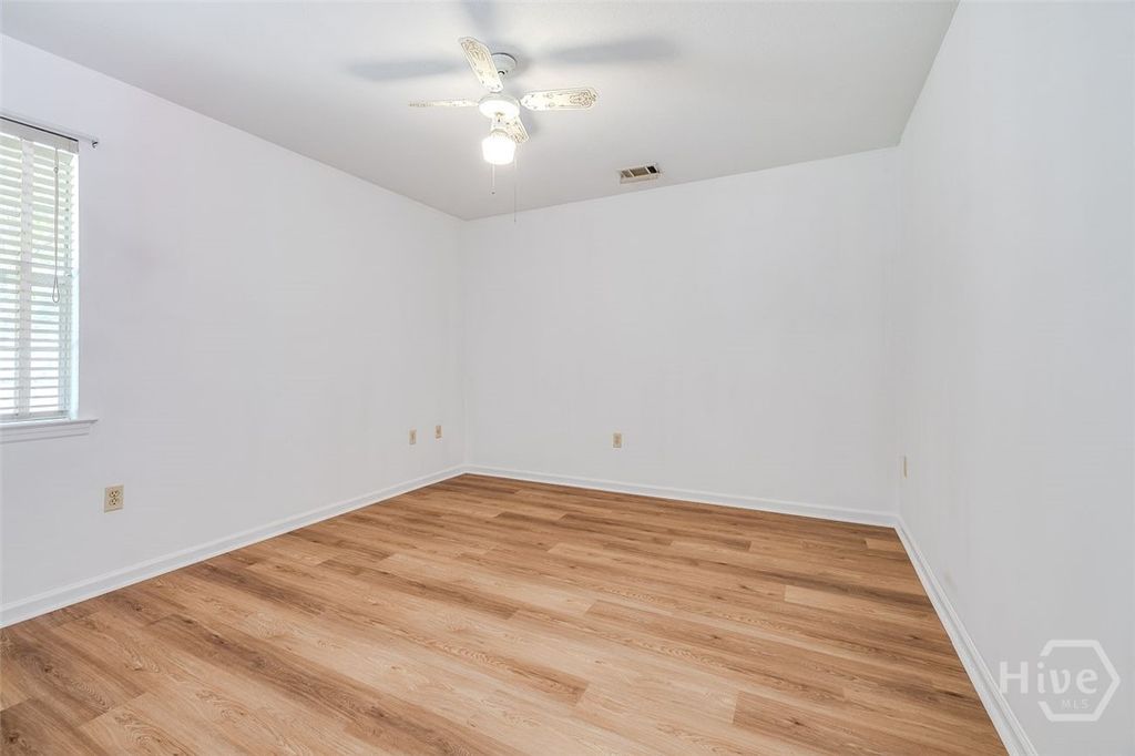 Image 24 of property listing at 937 Mill Drive, Savannah, GA 31419