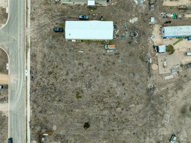 257 Trebol ST, Dale, TX 78616