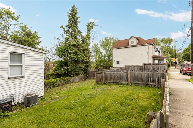 17 Lelia St, Mt Washington, PA 15211