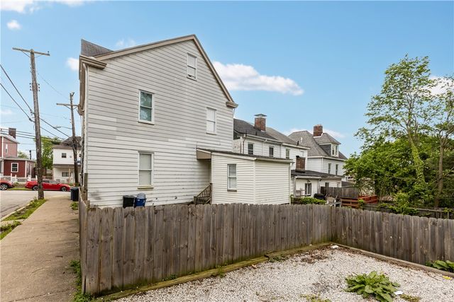 17 Lelia St, Mt Washington, PA 15211