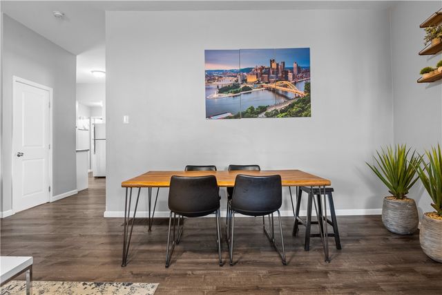 17 Lelia St, Mt Washington, PA 15211