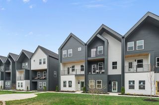 550 Markham St Unit 24, Nashville, TN 37214