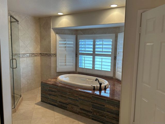 16521 Calle Pulido, San Diego, CA 92128