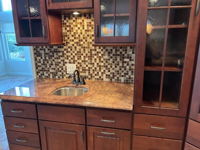 16521 Calle Pulido, San Diego, CA 92128