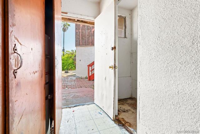 6133 Rainbow Heights Rd, Fallbrook, CA 92028