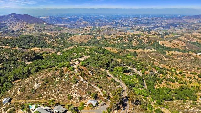 6133 Rainbow Heights Rd, Fallbrook, CA 92028