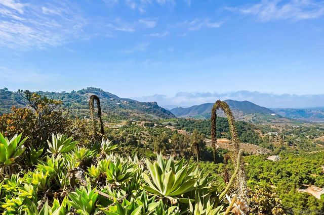 6133 Rainbow Heights Rd, Fallbrook, CA 92028