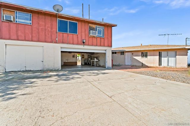 6133 Rainbow Heights Rd, Fallbrook, CA 92028