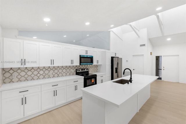 7428 NW 49th Court, Lauderhill, FL 33319
