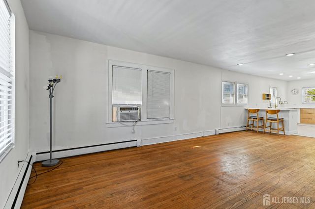52 Main Street, East Brunswick, NJ 08816