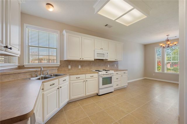 2636 Lochinvar Lane, Bryan, TX 77802