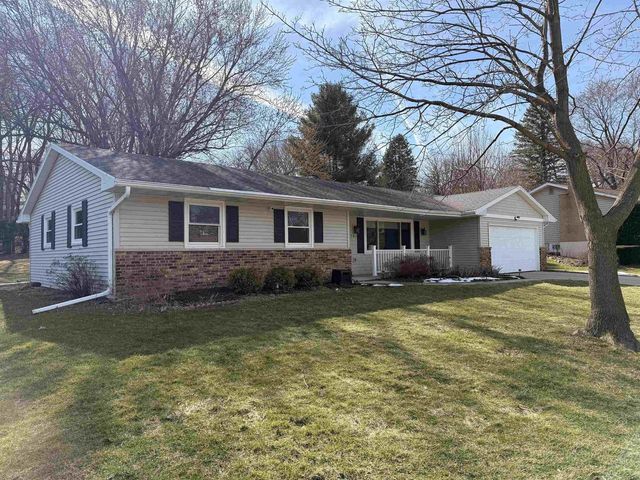 2781 Marledge Street, Fitchburg, WI 53711