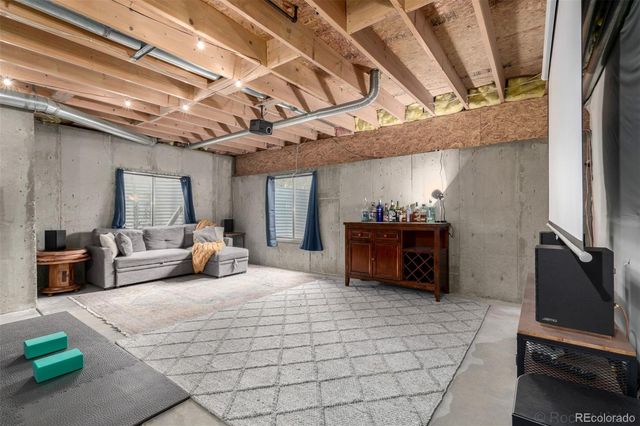 6810 W 84th Circle 49, Arvada, CO 80003