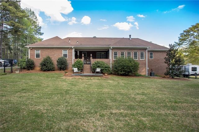 4450 Bay Creek Road, Loganville, GA 30052